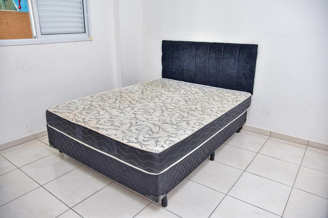 Apartment Flat C Wifi A 250m A Pe Da Da Guilhermina Sp *